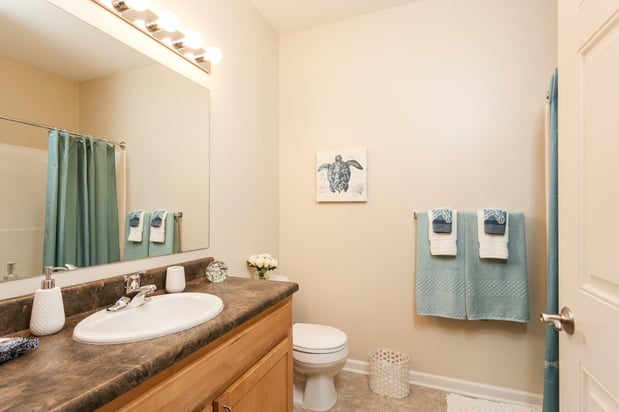 Images Saratoga Crossing Apartments & Townhomes