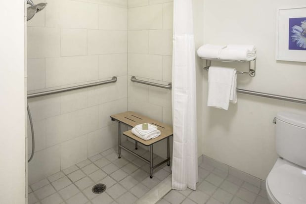 Images DoubleTree by Hilton Hotel & Suites Pittsburgh Downtown
