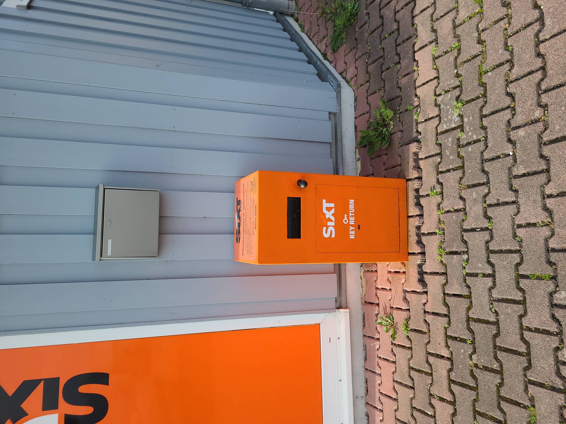 SIXT Autovermietung Sinsheim, Steinsbergstr. 3 in Sinsheim