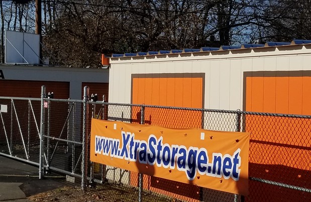 Images X-tra Storage