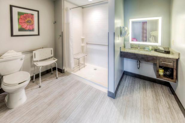 Images Staybridge Suites Columbus OSU-Medical Center by IHG