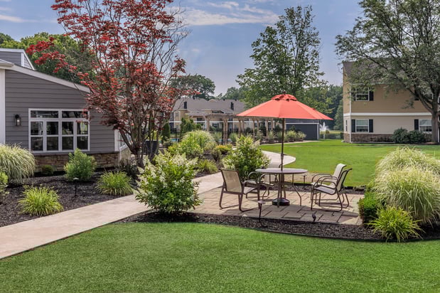 Images Twin Lakes Clifton Park Apartments