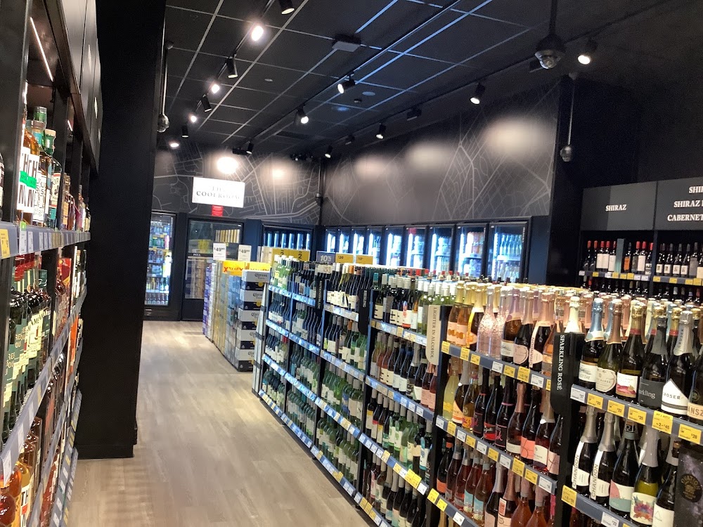 Images Liquorland Pallara