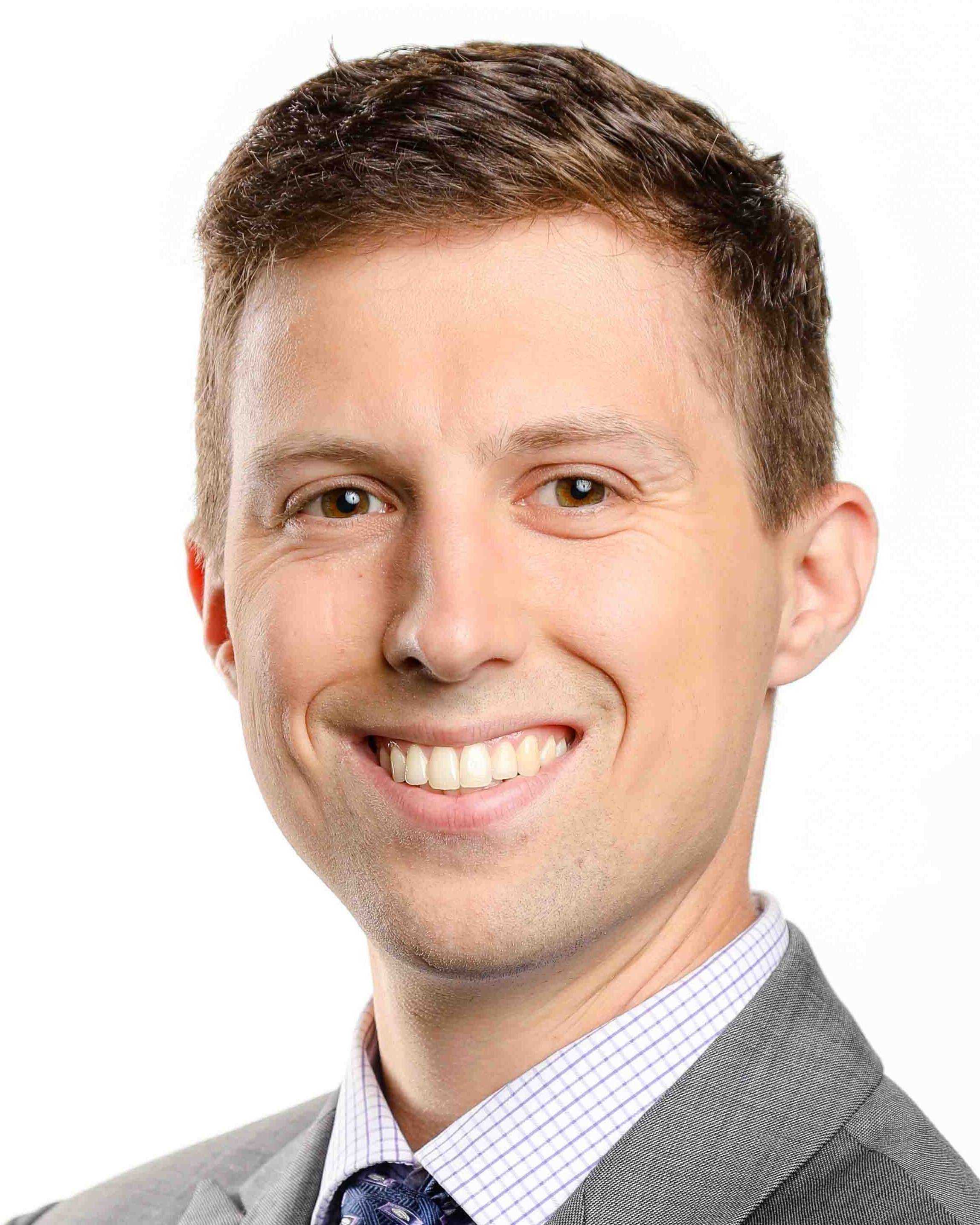 Dr. Jesse Qualliotine, MD - San Diego, CA - Otolaryngology-Head & Neck Surgery, General Surgeon, Otolaryngology-Head And Neck Surgery