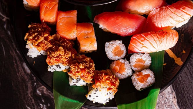 Images Sal Capone Sushi & Pizza