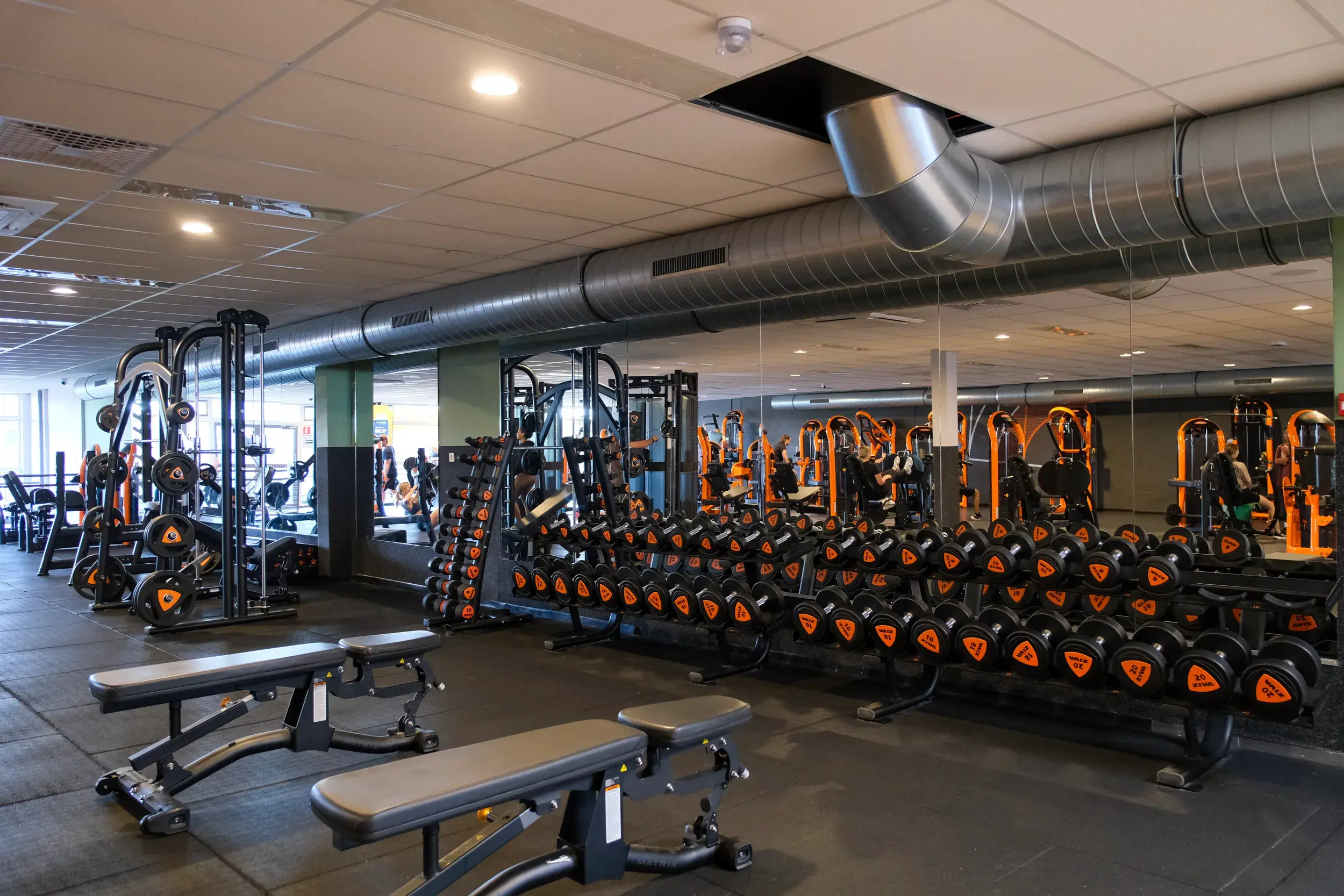 Foto's Basic-Fit 24/7