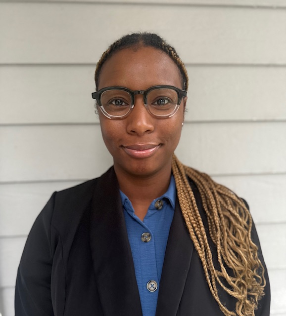 Images Renescia Chisolm, Counselor