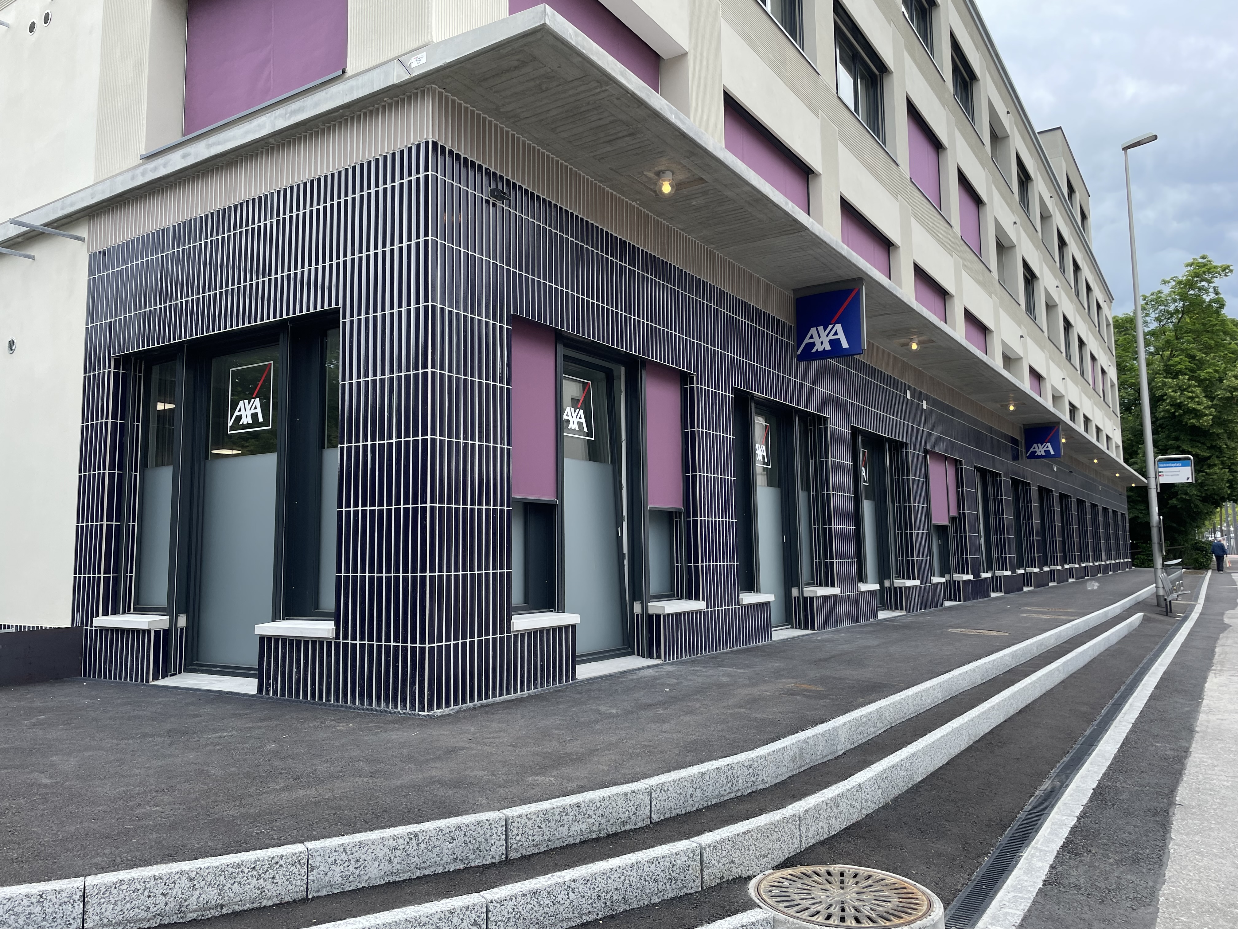 AXA, Hauptagentur Anil Oezsanat, Hauptstrasse 21 in Kreuzlingen
