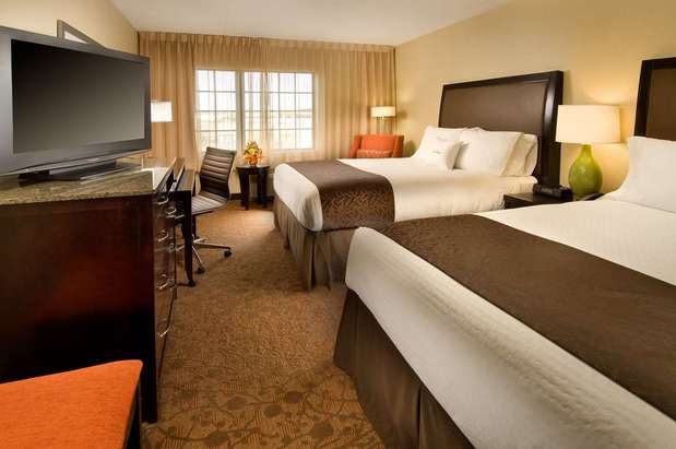 Images DoubleTree by Hilton Hotel Sterling - Dulles Airport