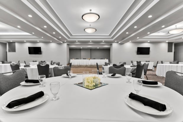 Images Holiday Inn Dubuque/Galena by IHG