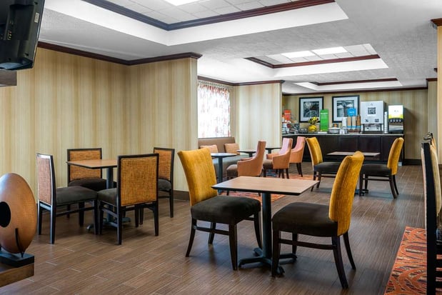Images Hampton Inn Parkersburg-Mineral Wells