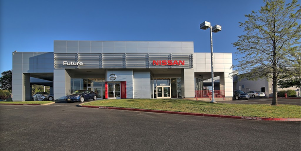 Images Future Nissan of Folsom Service Center
