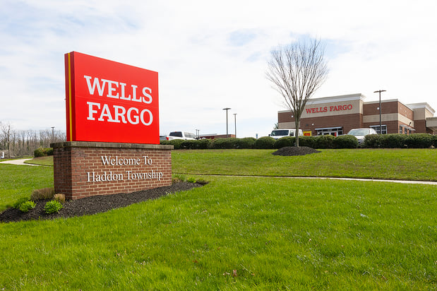 Images Wells Fargo Bank