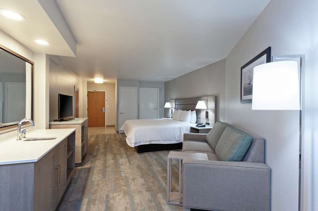 Images Hampton Inn and Suites Hermosa Beach