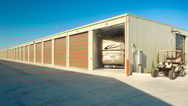 Images Dakota Park Boat & RV Mega Storage