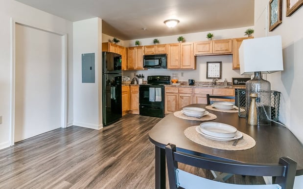 Images The Grove Apartments Ames