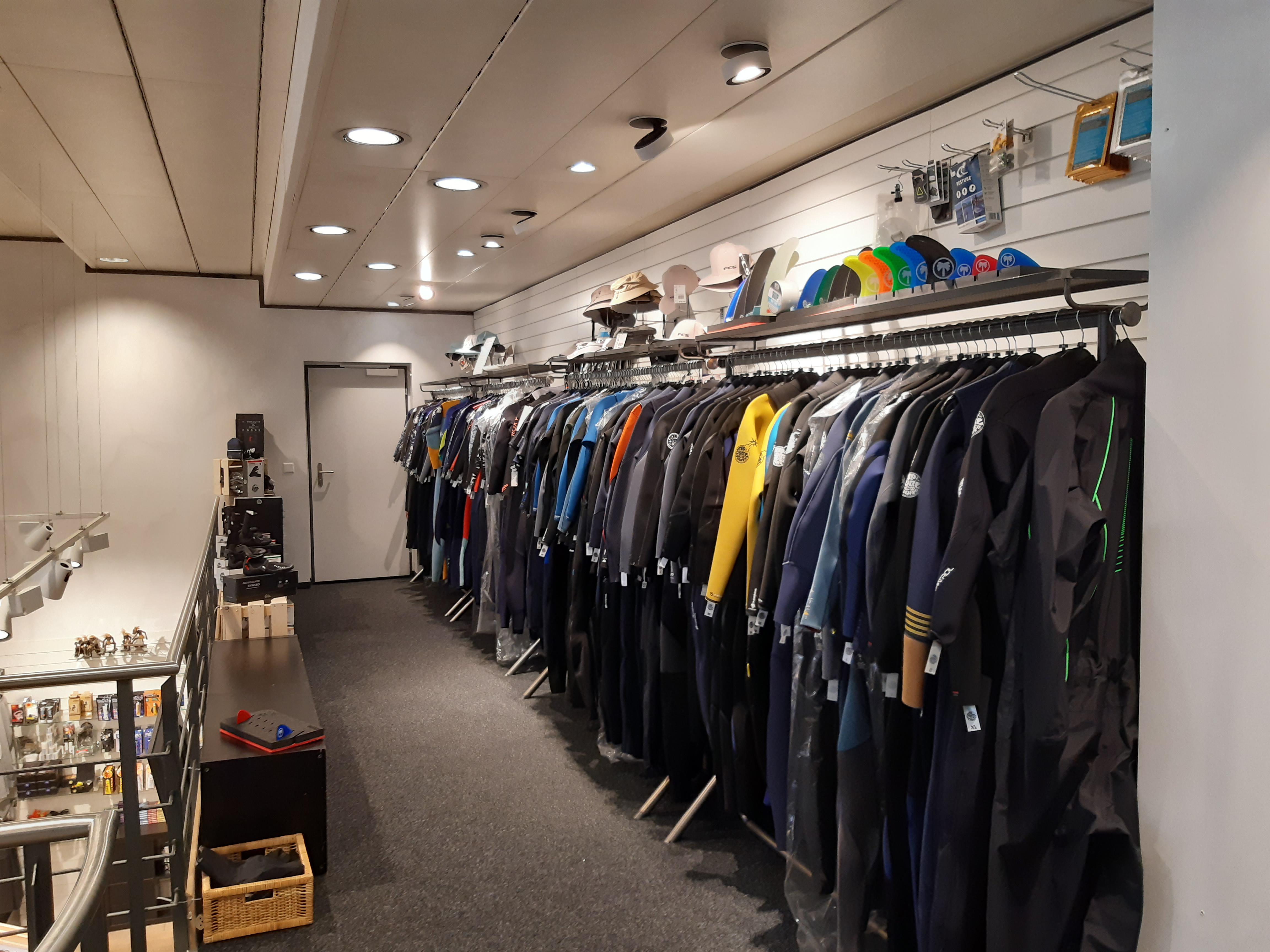 Surfari Surf Shop, Badenerstrasse 18 in Zürich