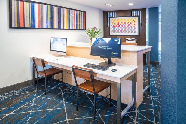 Images Holiday Inn Express & Suites Brevard – City Center by IHG