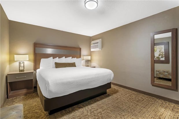 Images Best Western Plus Anaheim Inn