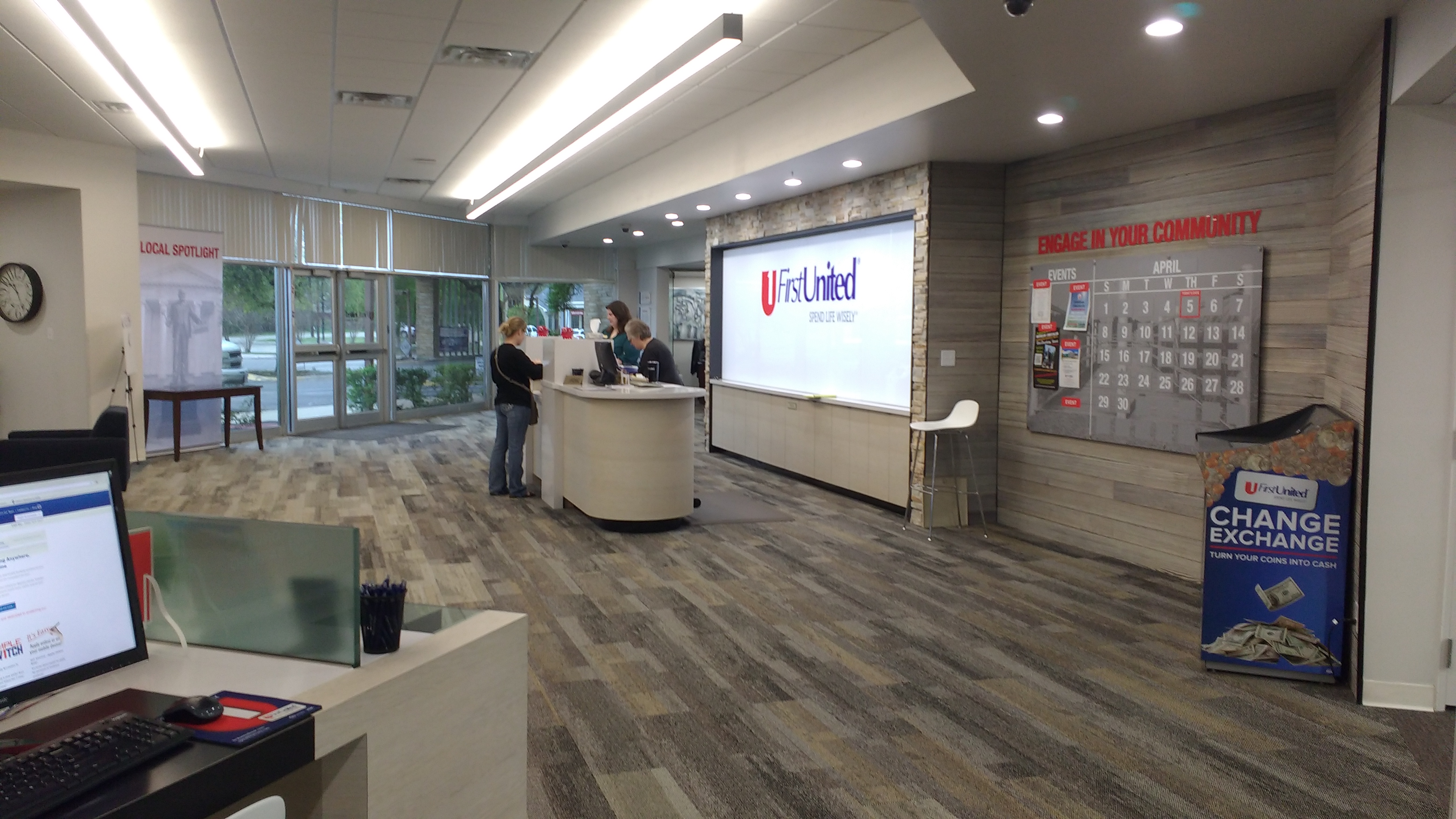 First United Bank - Bonham Image