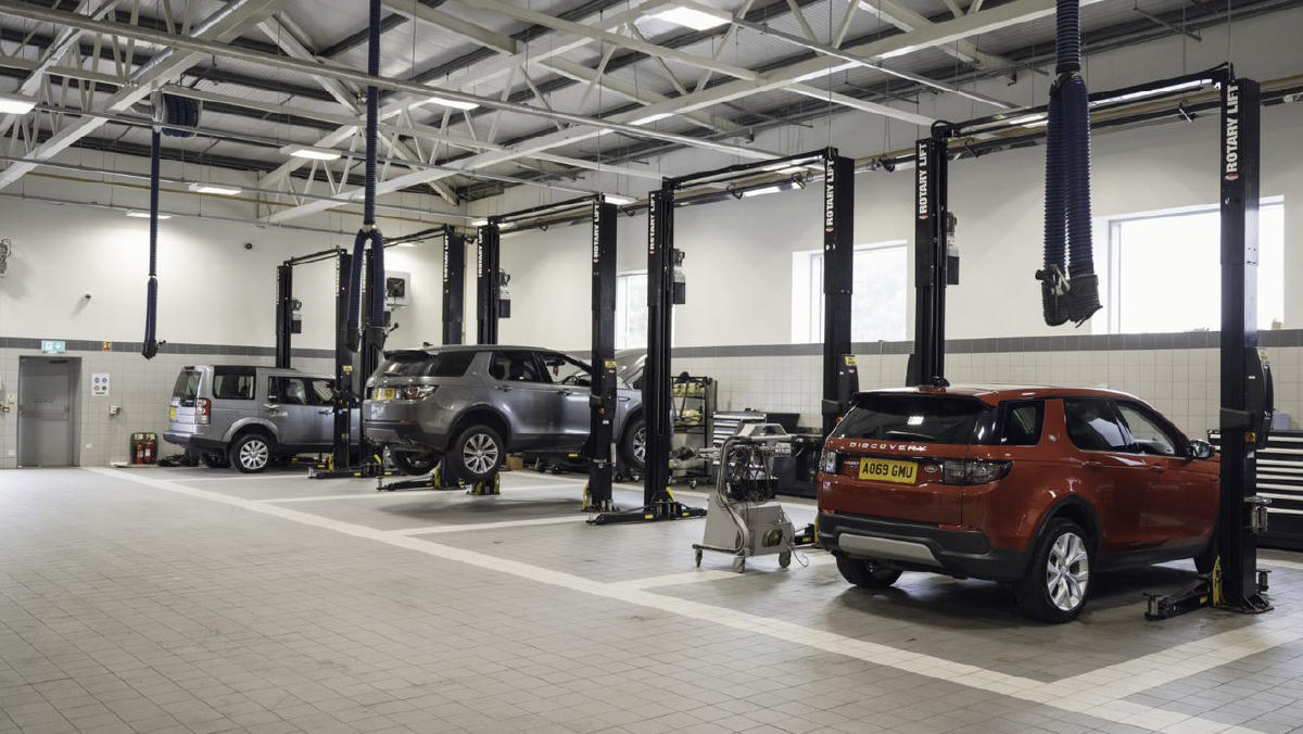 Images Stratstone Land Rover Newport