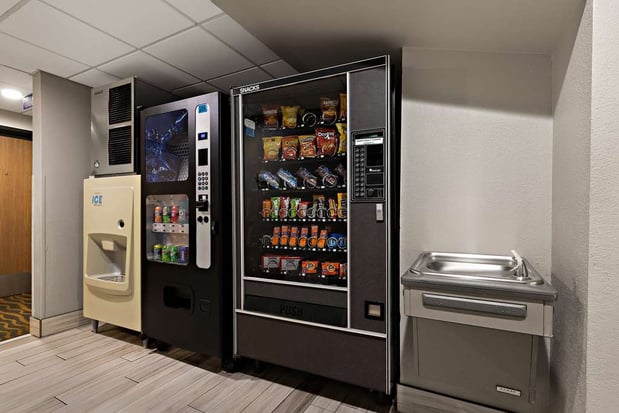 Images SureStay Plus by Best Western Tulsa East