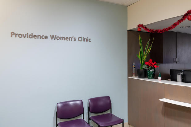 Images Providence Women's Clinic - Milwaukie