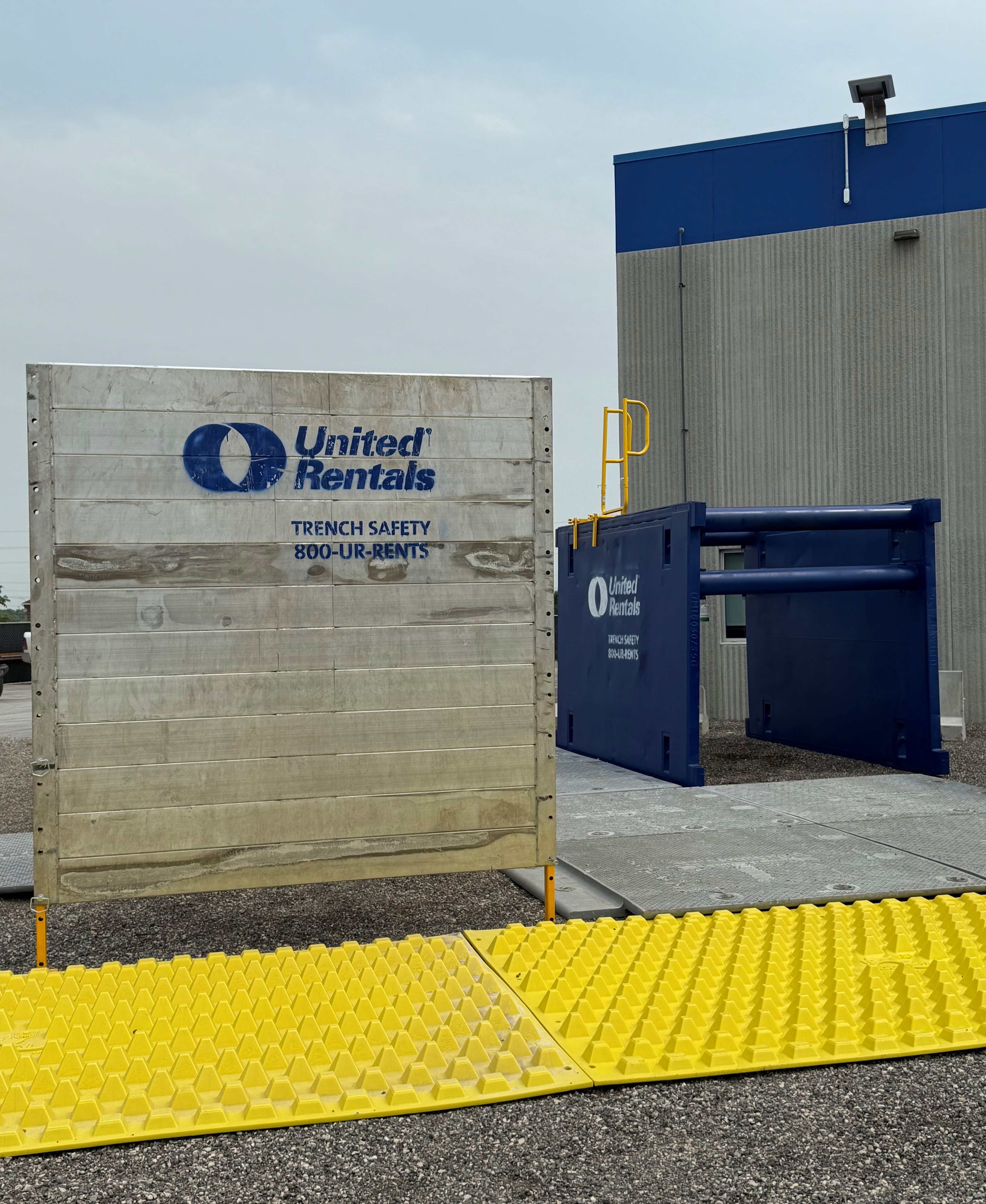 Images United Rentals - Trench Safety