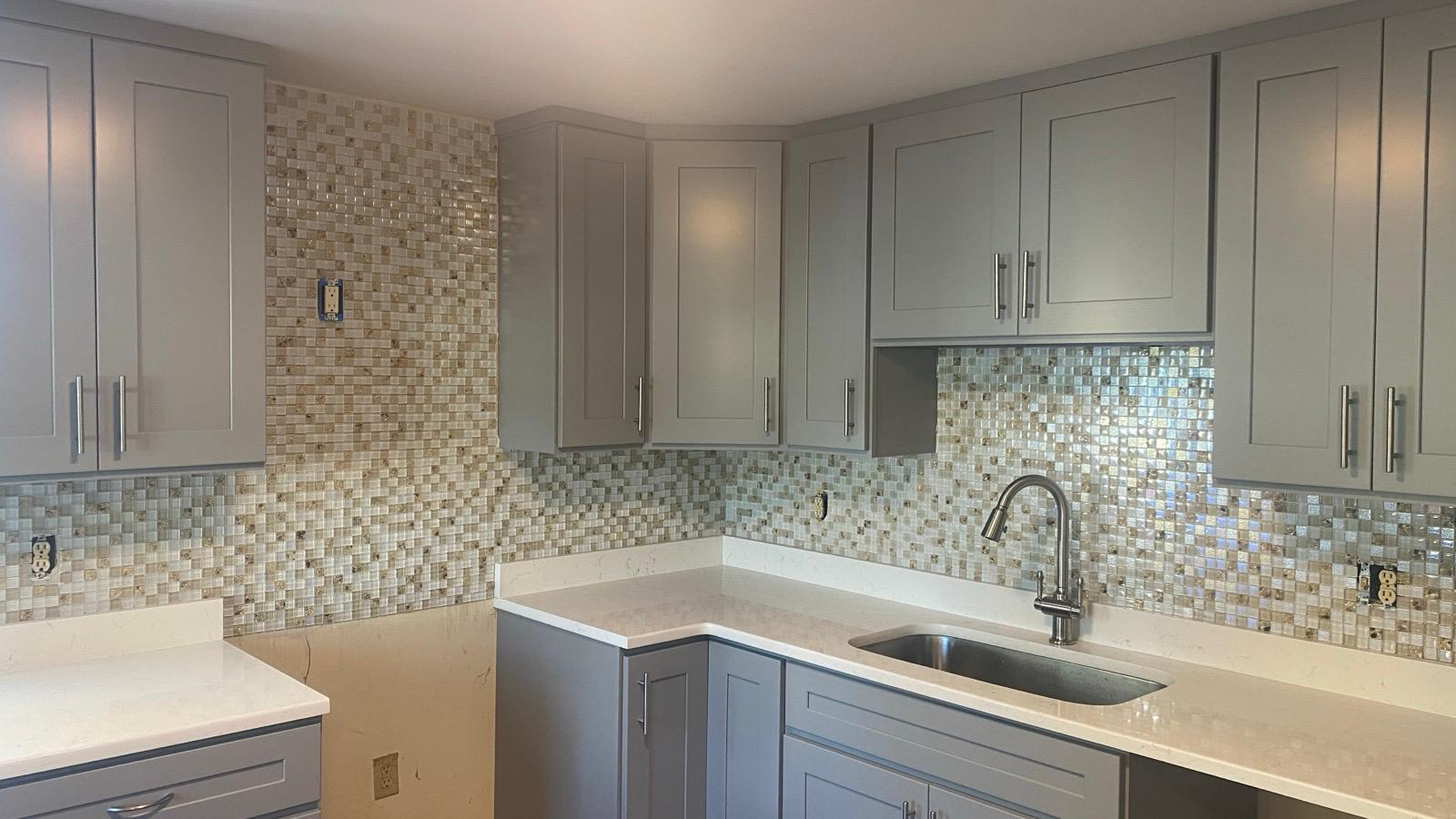 Quinde's General Contractor Image