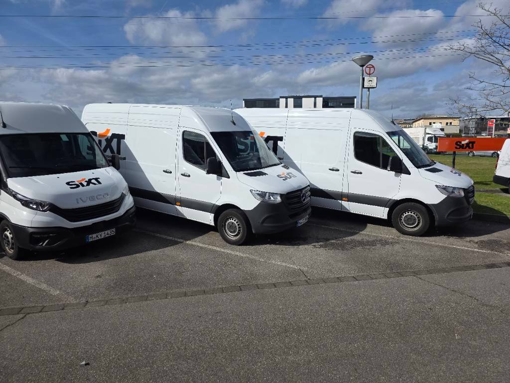 SIXT Mietwagen & Transporter mieten Köln Porz/Gremberghoven, Ettore-Bugatti-Str. 2 in Köln