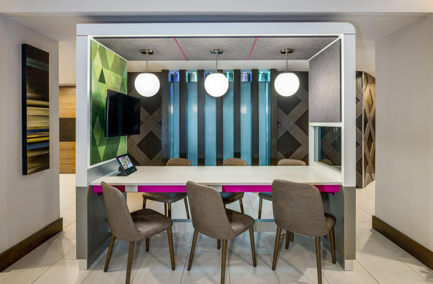 Images Crowne Plaza Seattle-Downtown by IHG