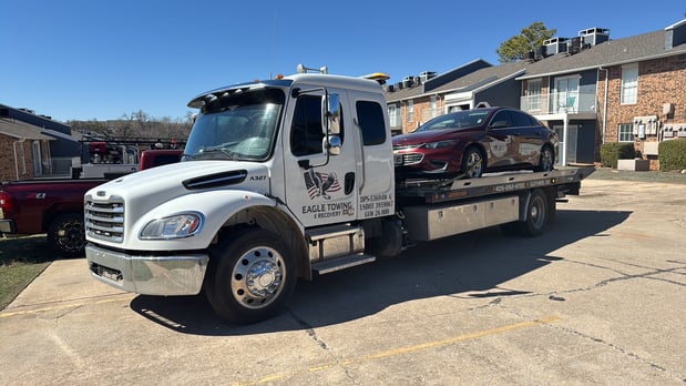 Images Eagle Towing & Recovery