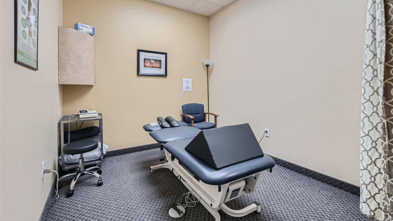 At Canyon Lake, our team is committed to providing you with the compassionate care and personalized attention you deserve, guiding you every step of the way on your path from pain to progress.