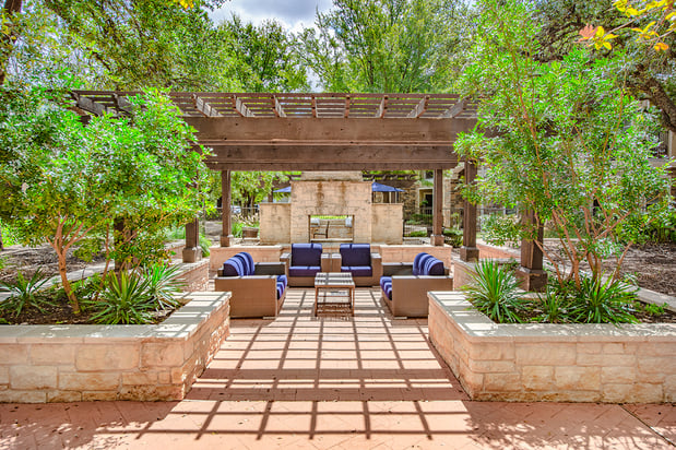 Images MAA Ashton Oaks