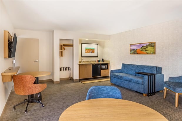 Images Hampton Inn & Suites Moreno Valley