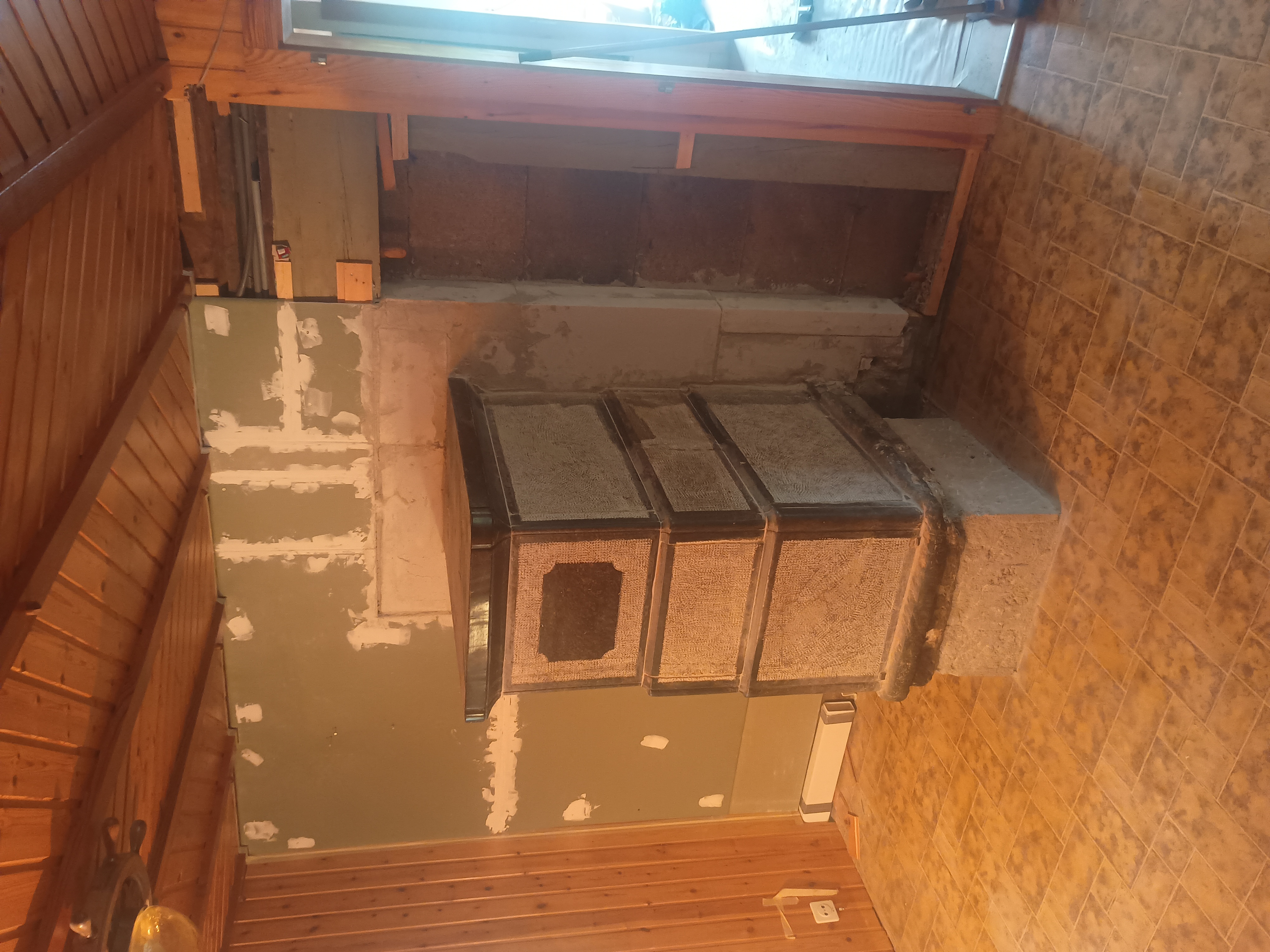 L'Art du Feu, Lathion Cheminée, Rue de Girouda 3 in Noës