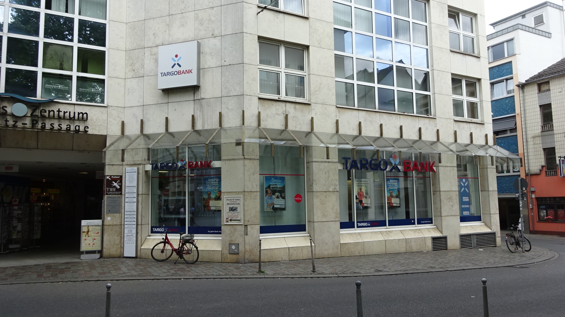 Bild 1 TARGOBANK in Bonn