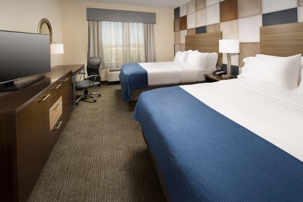 Images Holiday Inn Express & Suites Waco South by IHG