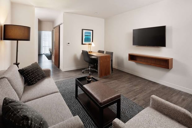 Images Embassy Suites by Hilton Amarillo Downtown
