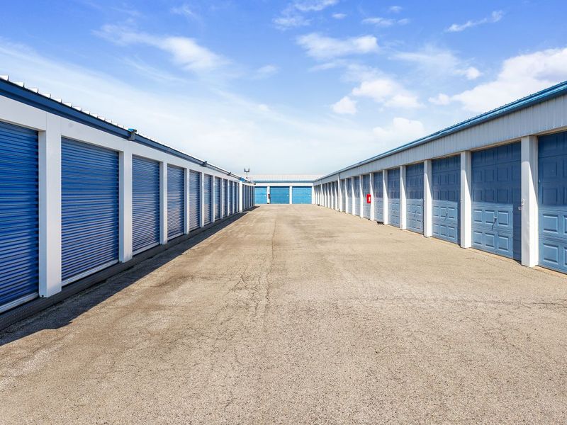 Office - Storage Express at 16689 N 1000th St, Effingham, IL 62401