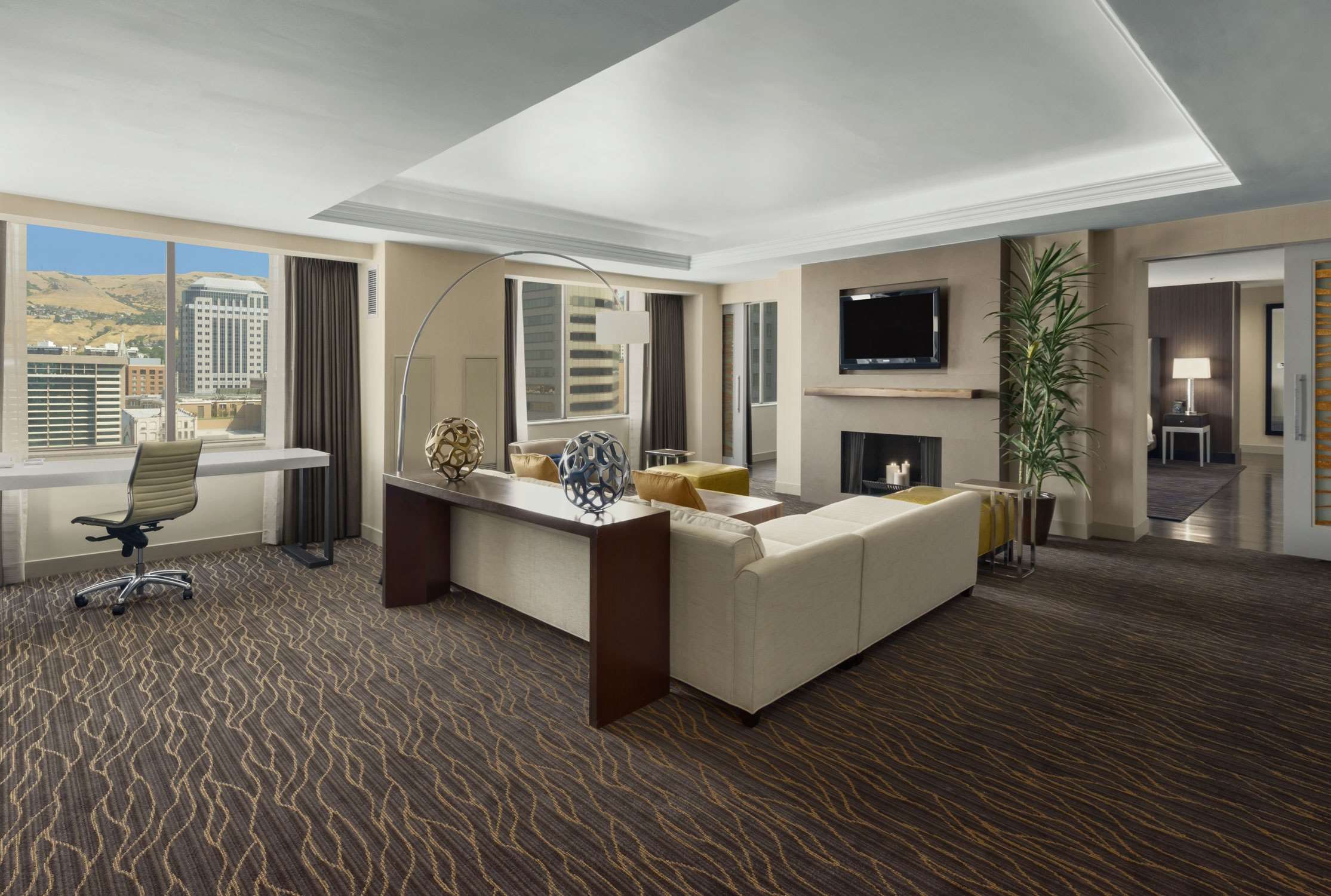 Guest room