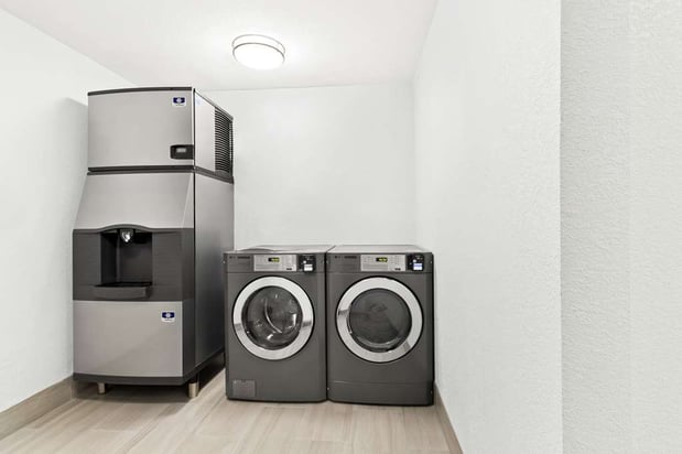 Images SureStay by Best Western Groves