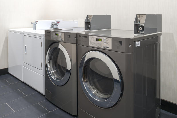 Images Holiday Inn Express & Suites Norman by IHG