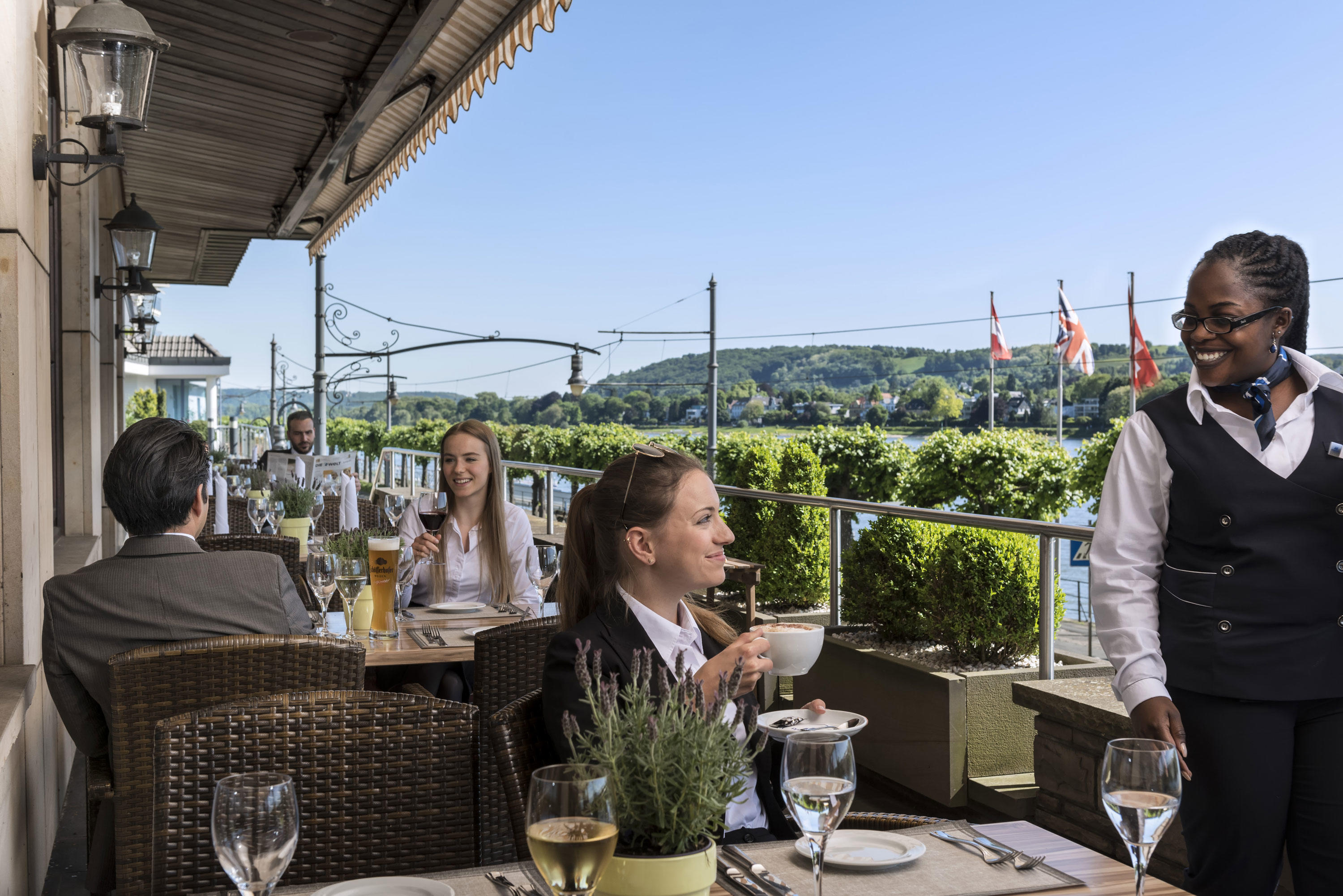 Kundenbild groß 3 Restaurant „Rheinterrassen“ mit Sommerterrasse