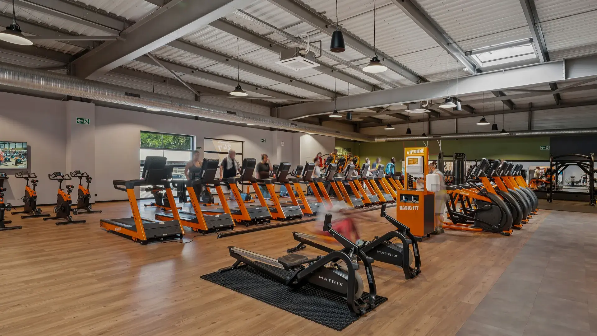 Images Basic-Fit 24/7