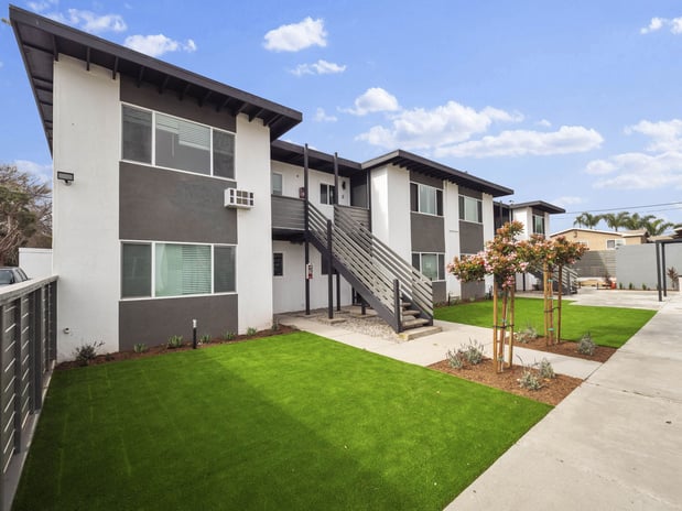 Images Charle Square Apartments