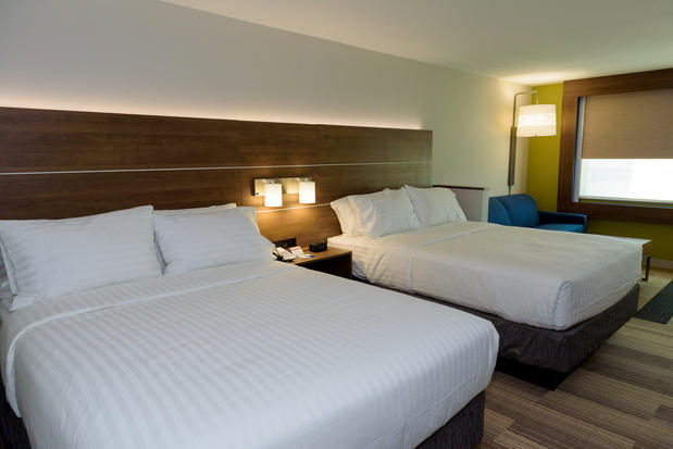 Images Holiday Inn Express & Suites McKinney - Frisco East by IHG