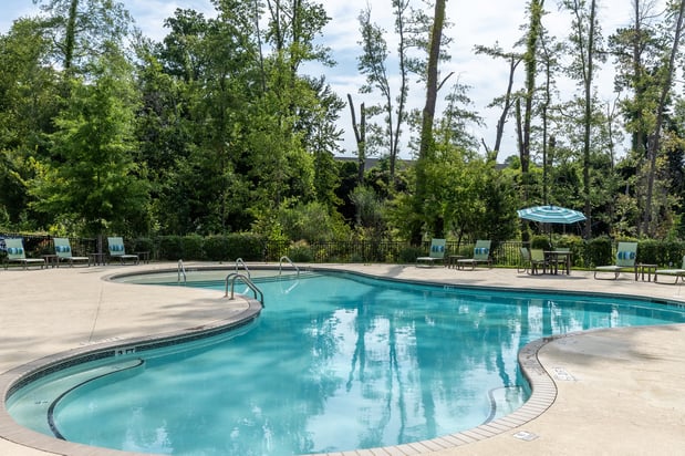 Images Creekside at Greenlawn Apartment Homes