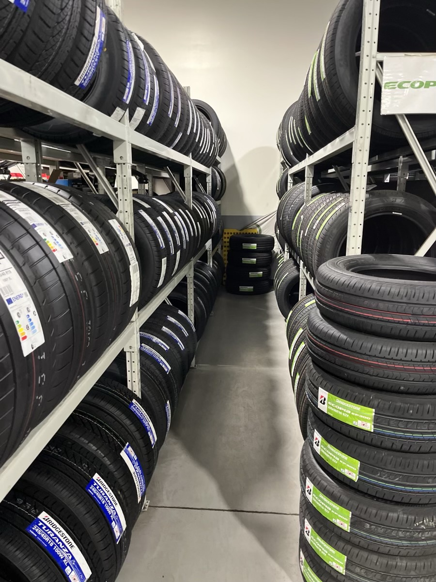 Images Bridgestone Select Tyre & Auto West Lakes