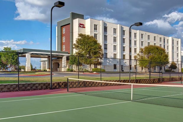 Images Hampton Inn & Suites Austin-Airport